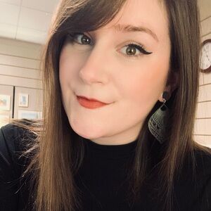 Meet your Posher, Amanda